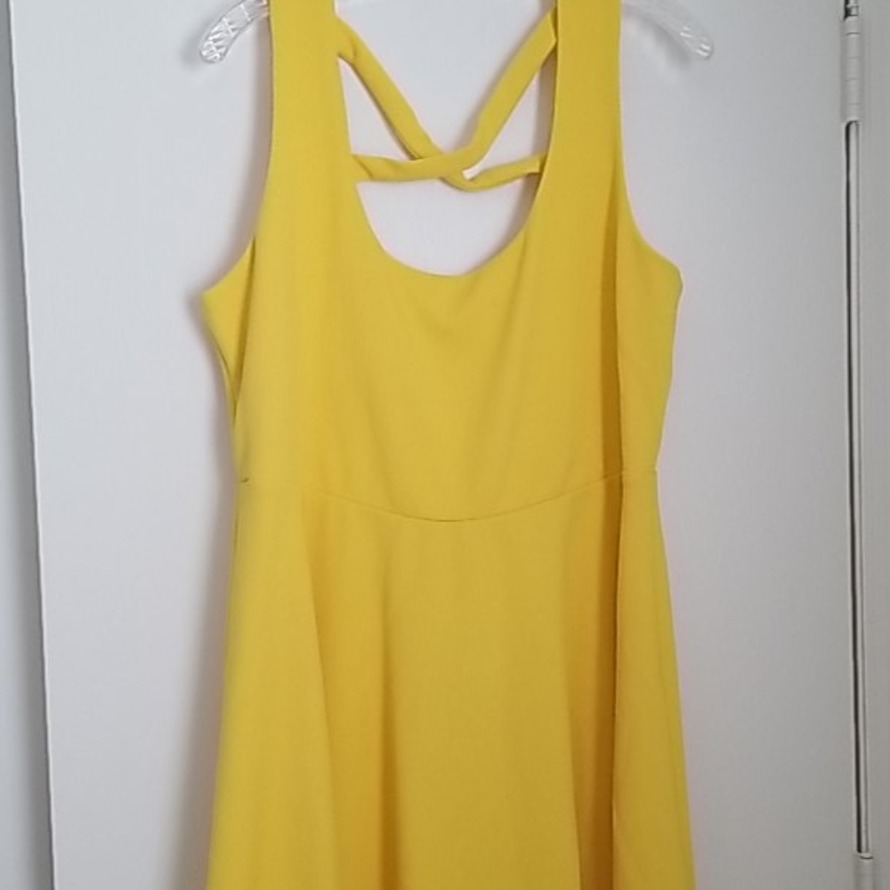 Yellow dress